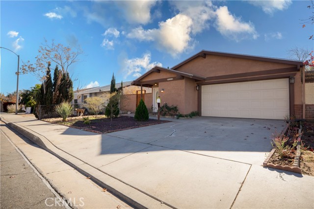 Detail Gallery Image 3 of 18 For 3114 E Avenue Q12, Palmdale,  CA 93550 - 2 Beds | 2 Baths