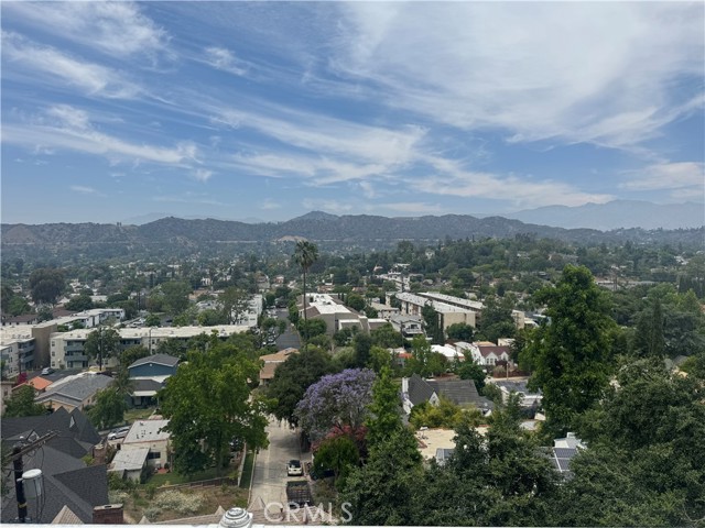 1537 Wildwood Drive, Eagle Rock CA: https://media.crmls.org/medias/714640b5-c17c-418b-b48b-684f6f890467.jpg