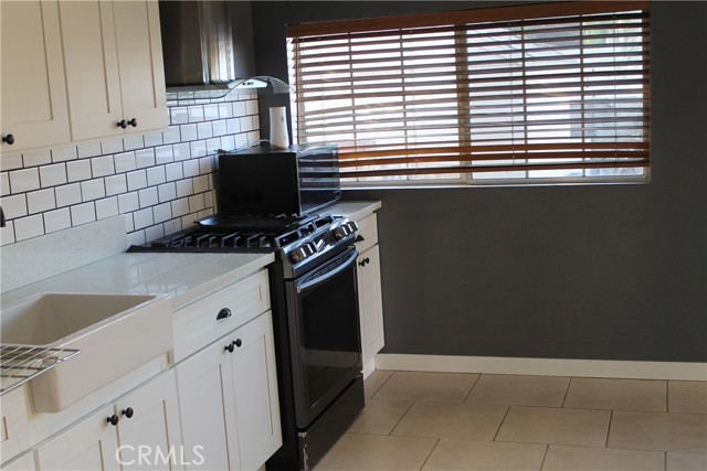 Detail Gallery Image 3 of 35 For 515 N Armel, Covina,  CA 91722 - 2 Beds | 1 Baths