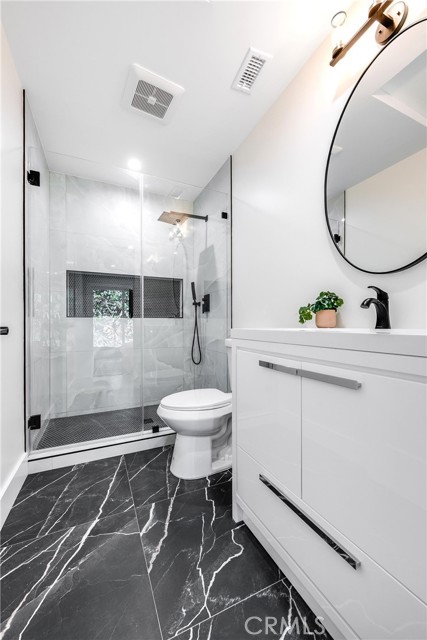 Detail Gallery Image 29 of 36 For 22919 Leonora Dr, Woodland Hills,  CA 91367 - 4 Beds | 2 Baths