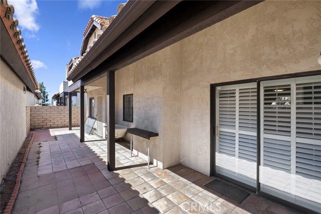 19229 Pine, Apple Valley CA: https://media.crmls.org/medias/71488091-c7bc-4192-8b55-c8158fb9a1e8.jpg