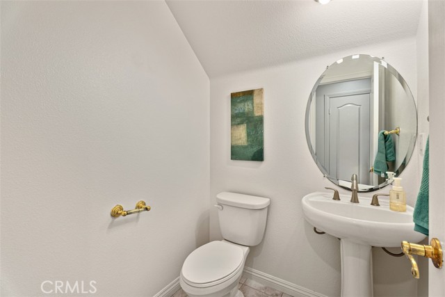 Detail Gallery Image 13 of 24 For 11195 Reagan St, Los Alamitos,  CA 90720 - 3 Beds | 2/1 Baths