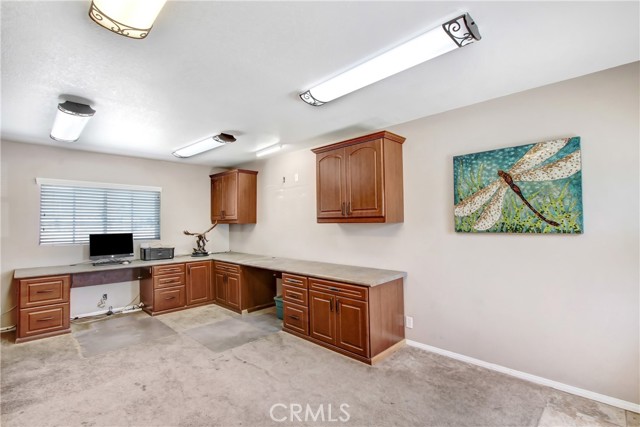 35710 Avenue H, Yucaipa CA: https://media.crmls.org/medias/7149296b-ac8d-4307-b722-150e549890b5.jpg