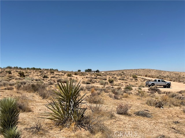 Detail Gallery Image 6 of 11 For 7 Ocotillo Way, Apple Valley,  CA 92308 - – Beds | – Baths