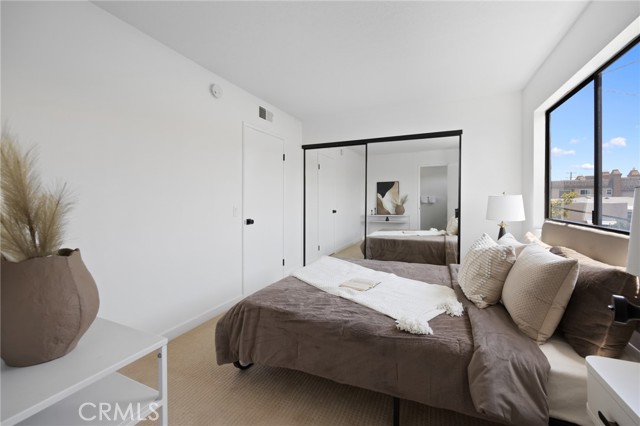 Detail Gallery Image 19 of 31 For 4821 Riverton Ave #2,  North Hollywood,  CA 91601 - 2 Beds | 2/1 Baths