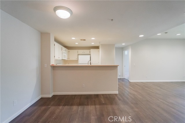 Detail Gallery Image 3 of 14 For 31369 Taylor Ln, Temecula,  CA 92592 - 2 Beds | 2 Baths