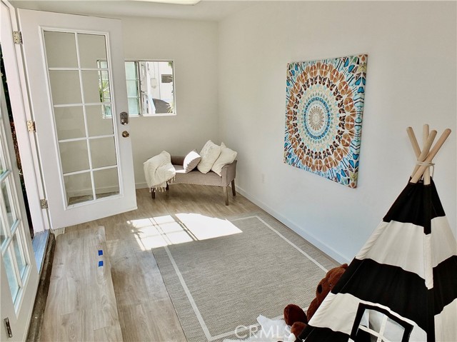 4306 Hackett Avenue, Lakewood CA: https://media.crmls.org/medias/7149f42f-7e39-4b78-b56c-225248f8ccf5.jpg
