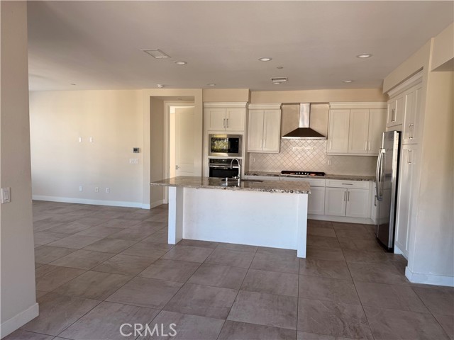 Detail Gallery Image 5 of 26 For 325 Doheny Way, Dana Point,  CA 92629 - 3 Beds | 2 Baths