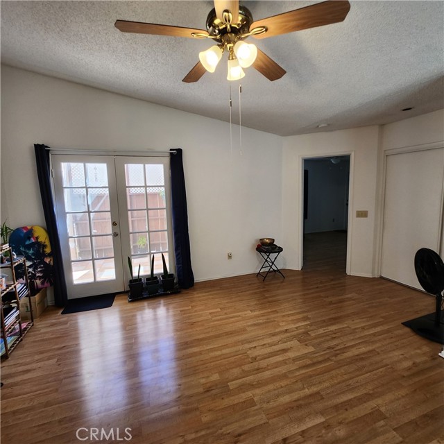 Detail Gallery Image 6 of 33 For 29350 Murrieta Rd, Menifee,  CA 92586 - 2 Beds | 2 Baths