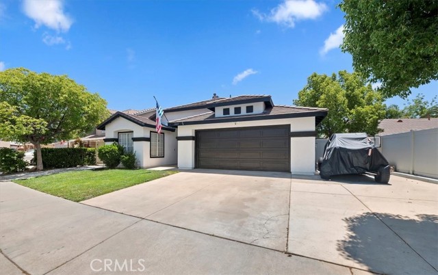 Detail Gallery Image 4 of 26 For 1327 Carriage Ln, Perris,  CA 92571 - 3 Beds | 2 Baths