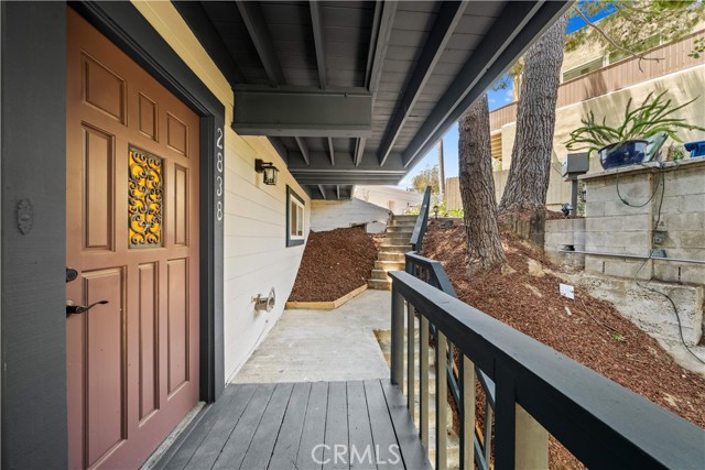 2838 Lambert Drive, Los Angeles CA: https://media.crmls.org/medias/714c8cc9-bd22-4896-89e1-92d0e806cf52.jpg