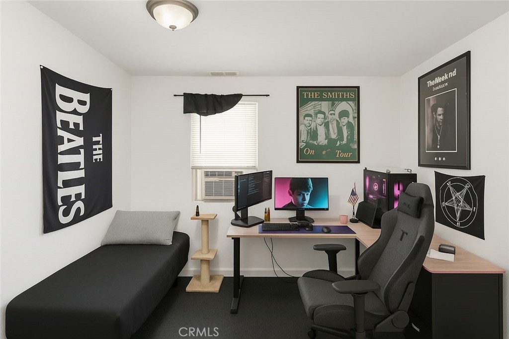 https://media.crmls.org/medias/714d8083-6e65-4e66-9b32-b67f522acedb.jpg?preset=X-Large