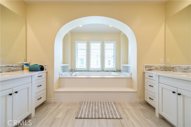 Detail Gallery Image 33 of 35 For 9 Shadybend, Irvine,  CA 92602 - 5 Beds | 4/1 Baths
