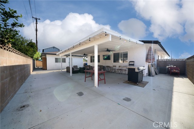 9966 Vernon Avenue, Montclair CA: https://media.crmls.org/medias/714f4dca-5e96-4cbe-815d-93b0605e48eb.jpg
