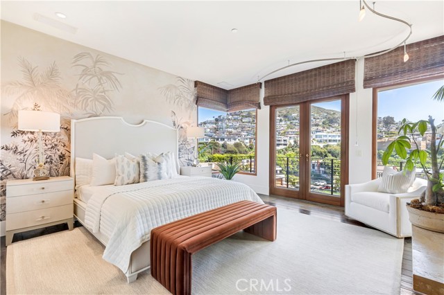 86 Emerald Bay, Laguna Beach CA: https://media.crmls.org/medias/7150af4a-d440-46a1-ad96-555482256dbf.jpg