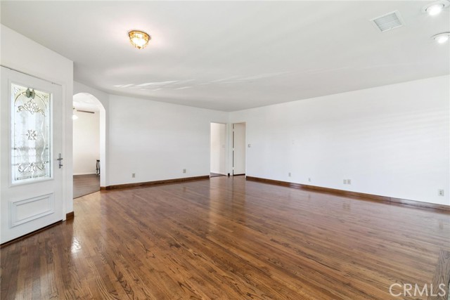 Detail Gallery Image 10 of 41 For 4807 Bentree Ave, Long Beach,  CA 90807 - 3 Beds | 2 Baths