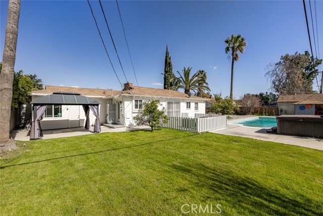 5805 Bucknell Avenue, Valley Village CA: https://media.crmls.org/medias/715155e1-0130-475b-81bf-d44cd4e5865e.jpg