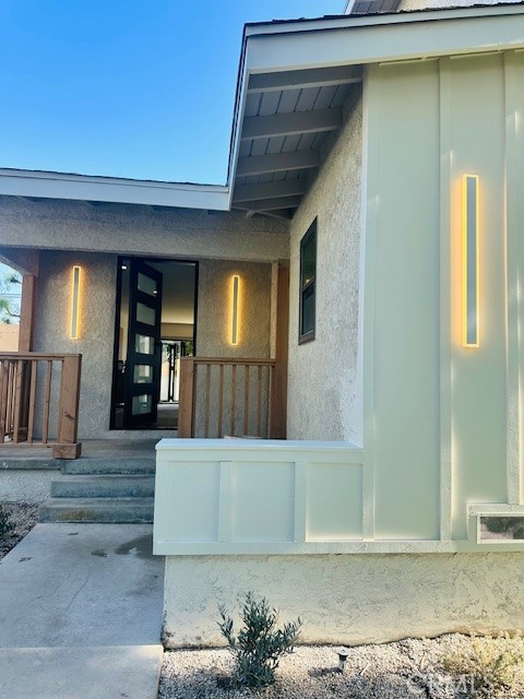 Detail Gallery Image 2 of 56 For 2440 Ostrom, Long Beach,  CA 90815 - 4 Beds | 3 Baths