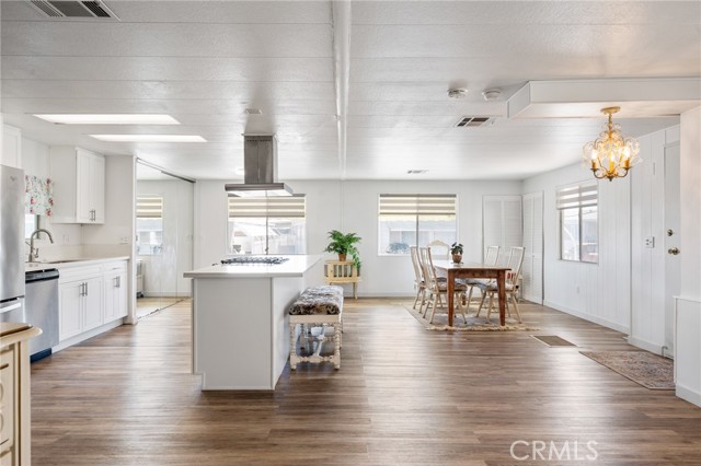 Detail Gallery Image 13 of 39 For 1065 Lomita Bld #295,  Lomita,  CA 90710 - 4 Beds | 3 Baths