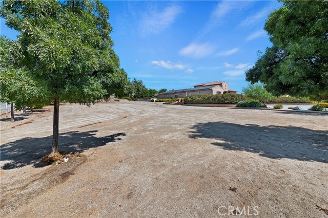 Detail Gallery Image 11 of 73 For 17650 Burl Hollow Dr, Riverside,  CA 92504 - 5 Beds | 4/1 Baths