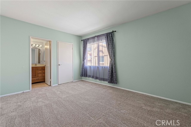 Detail Gallery Image 23 of 44 For 18852 Vista Del Canon #G,  Newhall,  CA 91321 - 2 Beds | 2 Baths