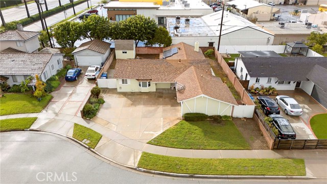 Detail Gallery Image 3 of 45 For 7961 La Corona Way, Buena Park,  CA 90620 - 3 Beds | 2 Baths
