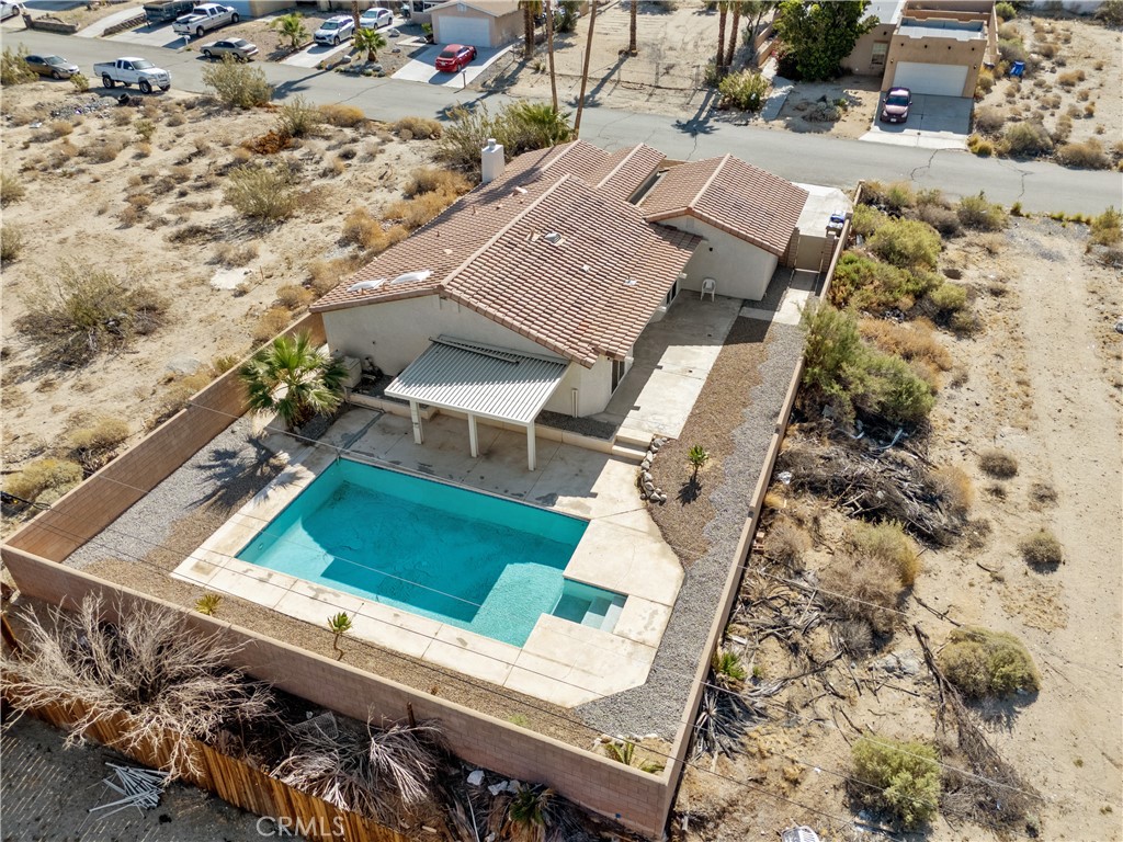 https://media.crmls.org/medias/71546735-db02-4c2f-9f32-52b640abdb57.jpg?preset=X-Large