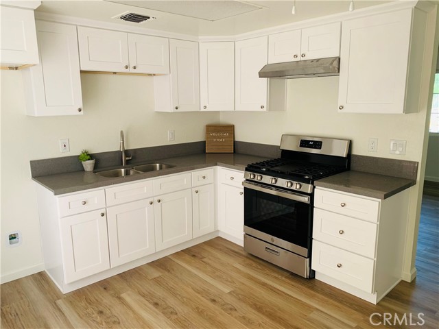 Detail Gallery Image 1 of 6 For 2227 Mentone, Mentone,  CA 92359 - 2 Beds | 1 Baths