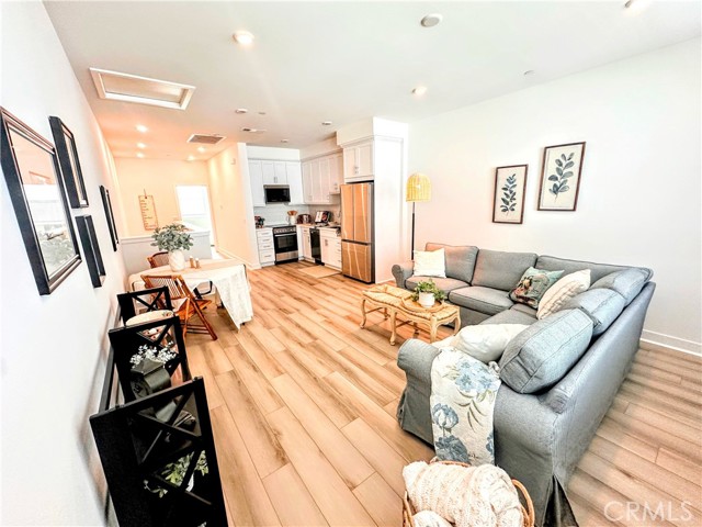 Living room/Dining room