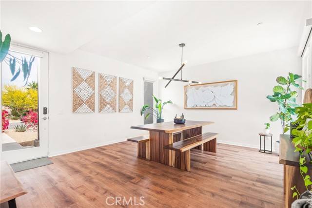 Detail Gallery Image 8 of 58 For 4934 Herzog Way, Palm Springs,  CA 92262 - 2 Beds | 2/1 Baths