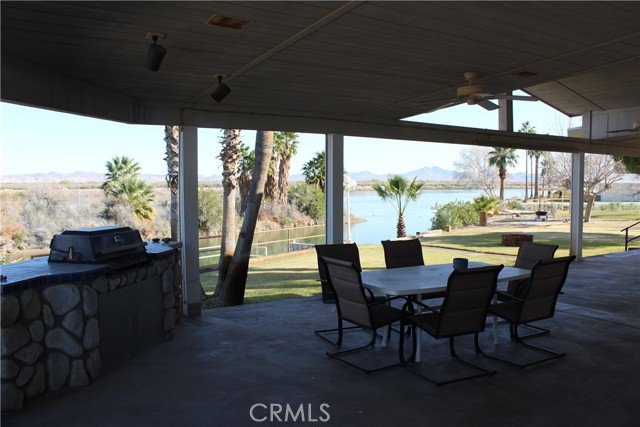 Detail Gallery Image 15 of 43 For 1552 Hwy. 95, Blythe,  CA 92225 - 4 Beds | 3 Baths