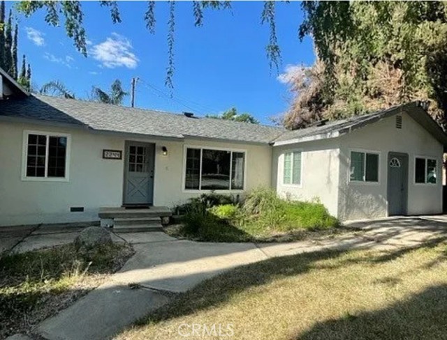 2244 Corto st, Bakersfield CA: https://media.crmls.org/medias/71568dbf-34ea-48f3-800d-aef9d8968007.jpg
