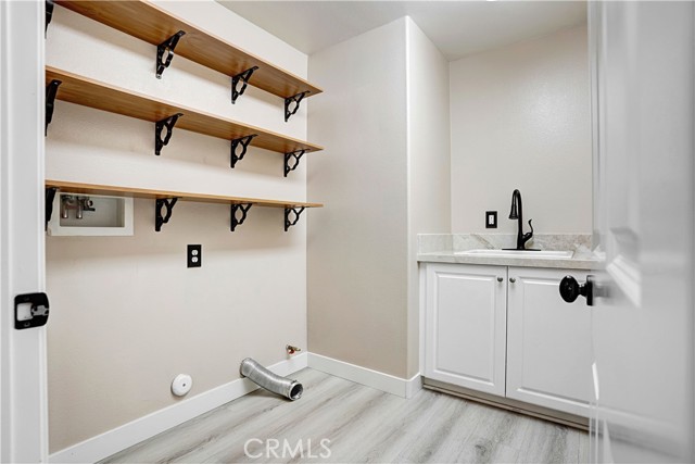 Detail Gallery Image 17 of 49 For 30177 Beeswing Cir, Menifee,  CA 92584 - 5 Beds | 4 Baths