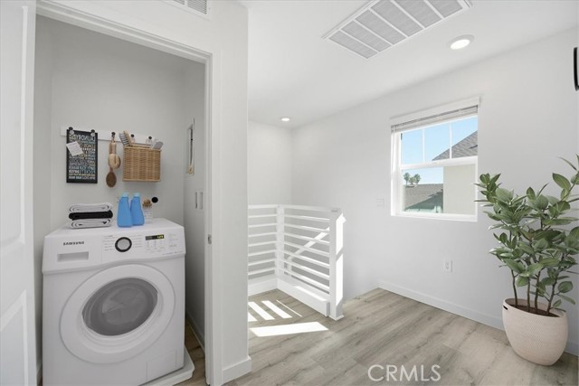 Detail Gallery Image 16 of 32 For 2392 Haley Point Drive #103,  Ventura,  CA 93003 - 2 Beds | 2/1 Baths