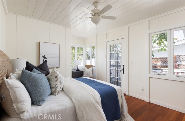 425 Monterey Drive, Laguna Beach CA: https://media.crmls.org/medias/7157dd6c-cd89-4c00-846c-07645264bdfe.jpg