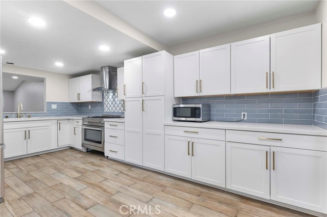 2585 Outlook, Port Hueneme CA: https://media.crmls.org/medias/7157fc39-16cd-4300-9bda-c3f6feb29b1f.jpg
