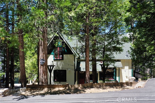 Detail Gallery Image 47 of 49 For 27675 Lakes Edge Rd, Lake Arrowhead,  CA 92352 - 3 Beds | 1/1 Baths