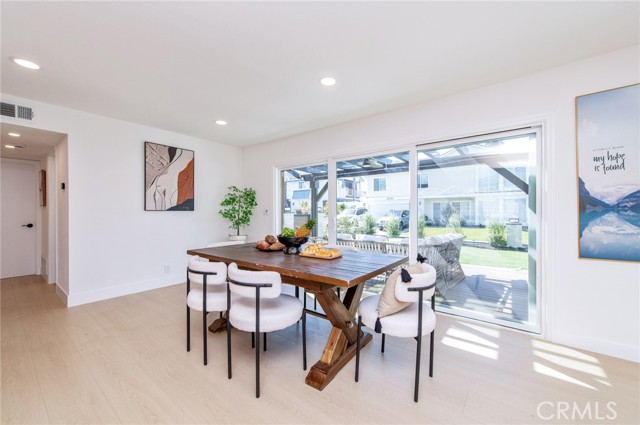 22733 Islamare, Lake Forest CA: https://media.crmls.org/medias/715951b3-12f9-4bc8-a58b-3305961097c2.jpg