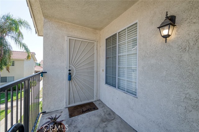 1542 E Alluvial Avenue, Fresno CA: https://media.crmls.org/medias/7159f775-6148-47b9-9c9a-f0fdf1516993.jpg
