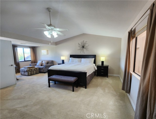 Image 33 of 43 For 41786 Woodhaven Drive