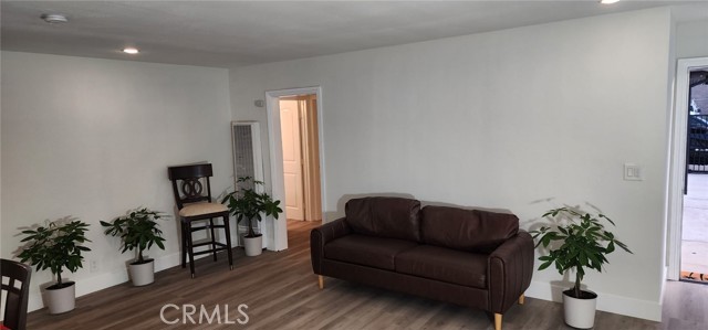 Detail Gallery Image 13 of 60 For 1221 N Ross, Santa Ana,  CA 92701 - 3 Beds | 3 Baths