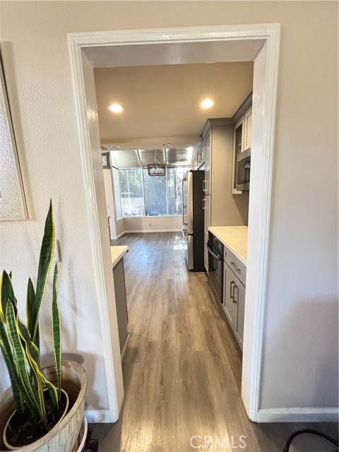 Detail Gallery Image 7 of 12 For 22 Cordoba, Irvine,  CA 92614 - 4 Beds | 3 Baths