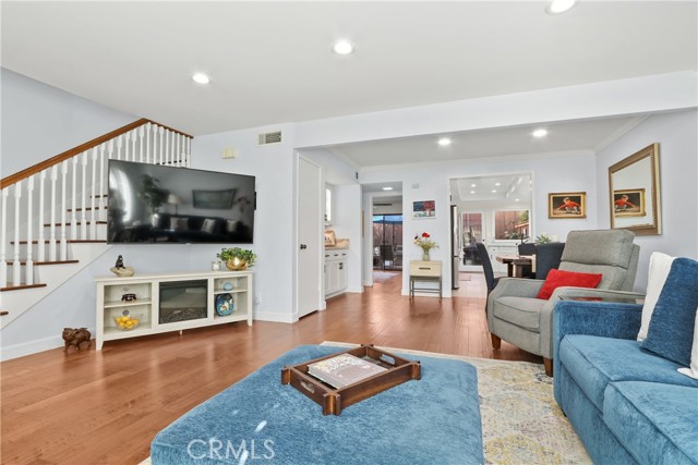 Detail Gallery Image 5 of 30 For 2104 Mount Shasta, San Pedro,  CA 90732 - 4 Beds | 3 Baths