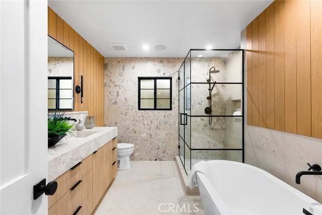 4885 Winnetka Avenue, Woodland Hills CA: https://media.crmls.org/medias/715c2468-a589-49c2-8d8c-0e678d2dac98.jpg