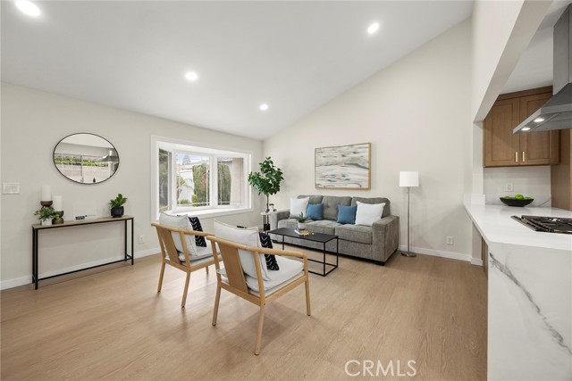 Detail Gallery Image 5 of 31 For 11524 Jerry St, Cerritos,  CA 90703 - 3 Beds | 2 Baths