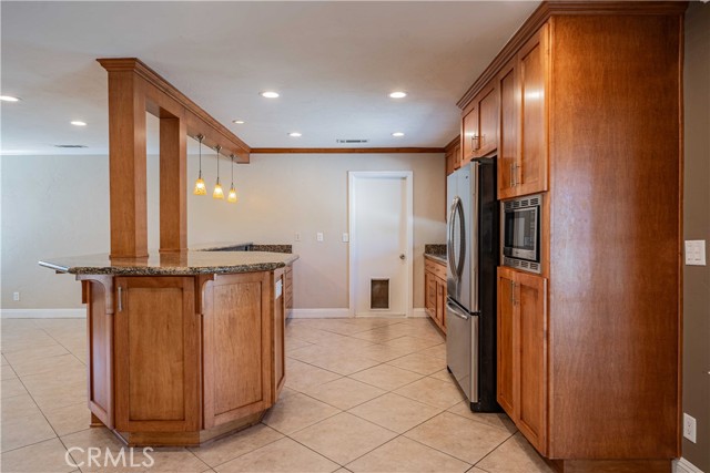 Detail Gallery Image 11 of 57 For 30044 Little Harbor Dr, Canyon Lake,  CA 92587 - 3 Beds | 2 Baths