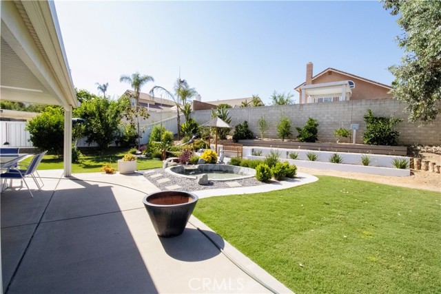 15303 Lakebreeze Lane, Lake Elsinore CA: https://media.crmls.org/medias/715e344b-ef7b-4259-8495-2e2a769c6226.jpg