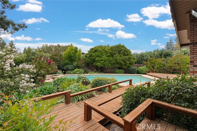 55 Roseanna Court, Chico CA: https://media.crmls.org/medias/715e4c89-7896-49b9-94e4-e2dcc9a353f1.jpg