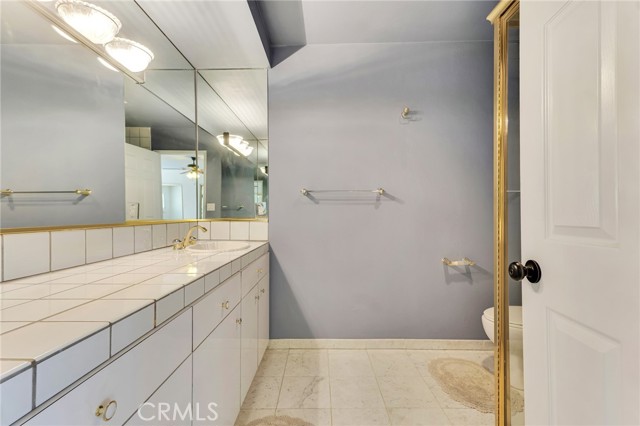 Detail Gallery Image 27 of 46 For 22781 Macfarlane Dr, Woodland Hills,  CA 91364 - 3 Beds | 3/1 Baths