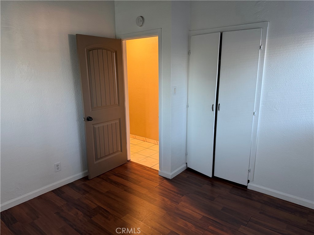 https://media.crmls.org/medias/715e8d20-c4b3-4736-884a-483b338eb2da.jpg?preset=X-Large